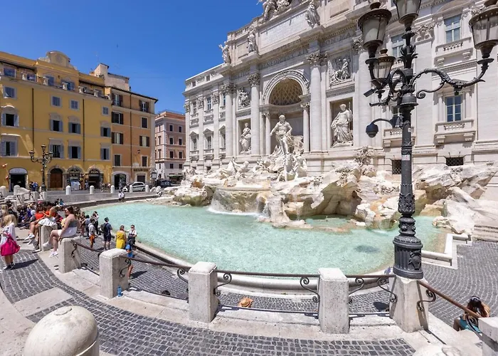 Trevi Fountain Corner - Alberto Sordi Room 3*